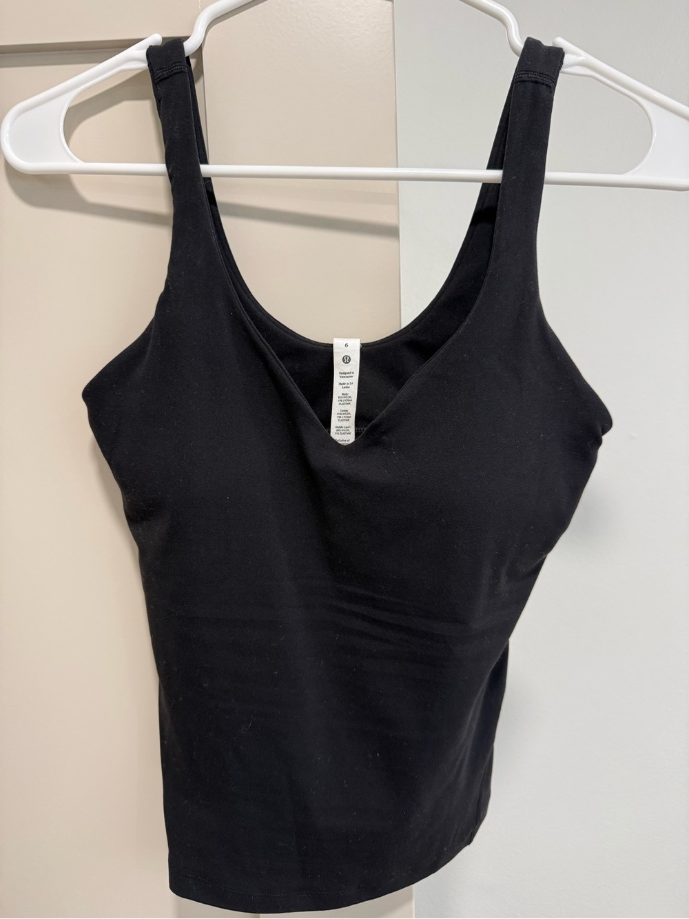 Black Women’s Scoop Neck Tank Top -lululemon